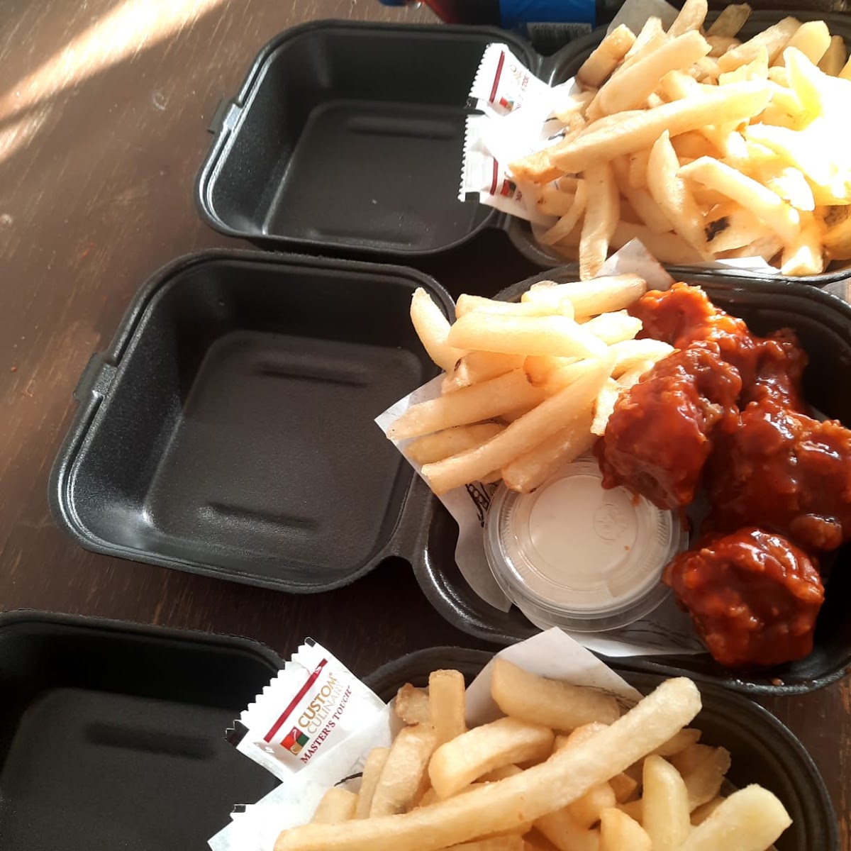 Nane's Boneless Photo 10