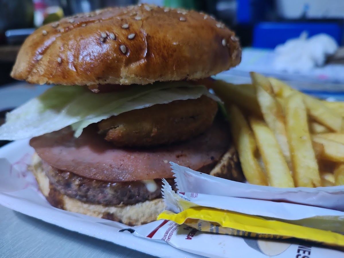 Nane's Boneless Photo 3