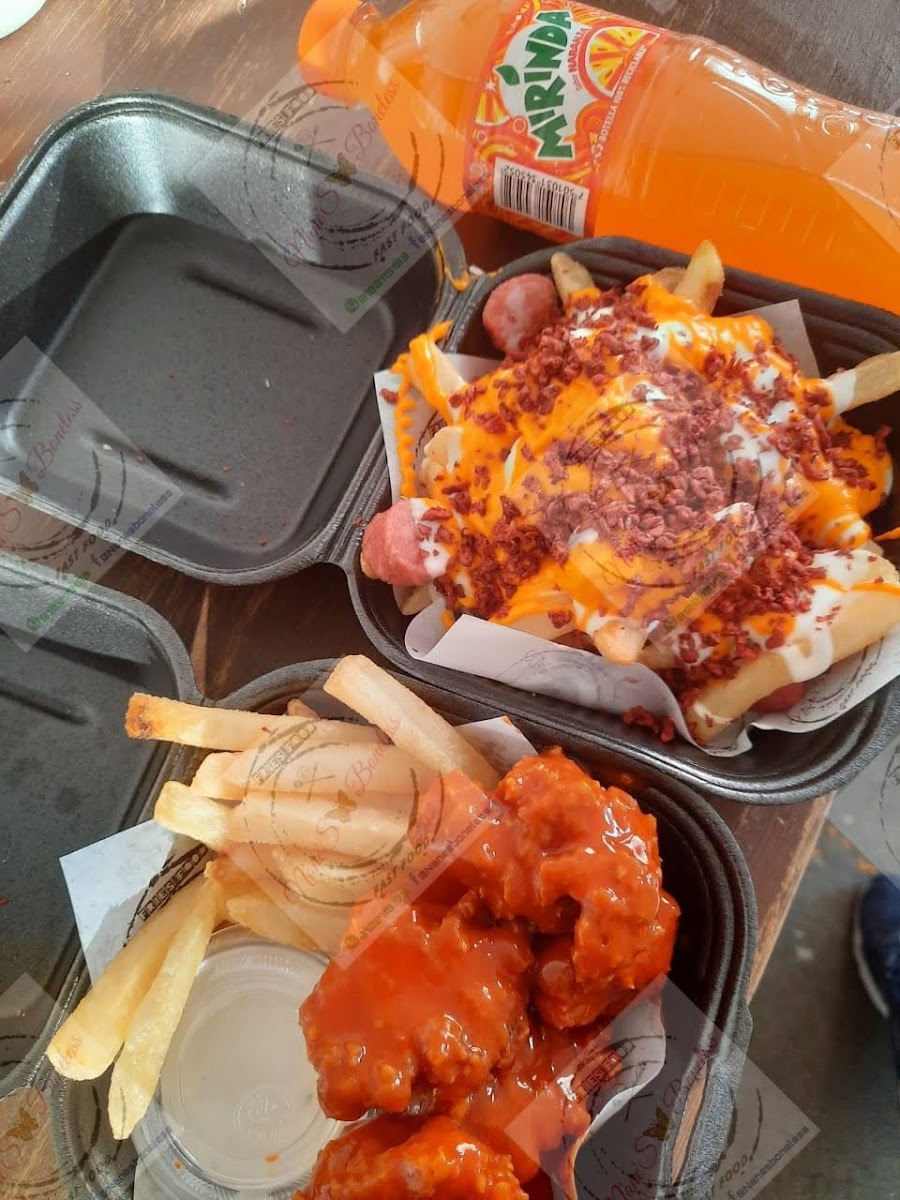 Nane's Boneless Photo 9