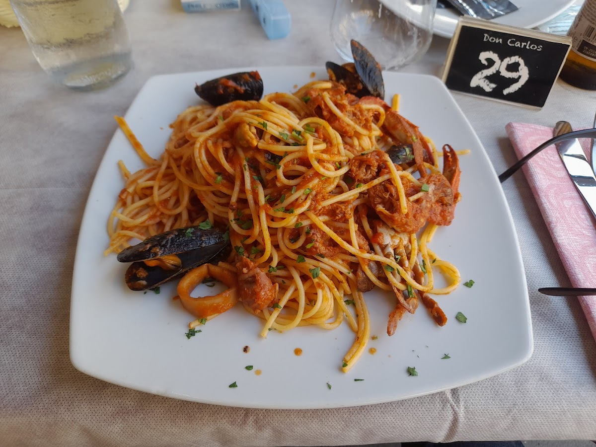 Don Carlo Delicatessen | Bosa Photo 6