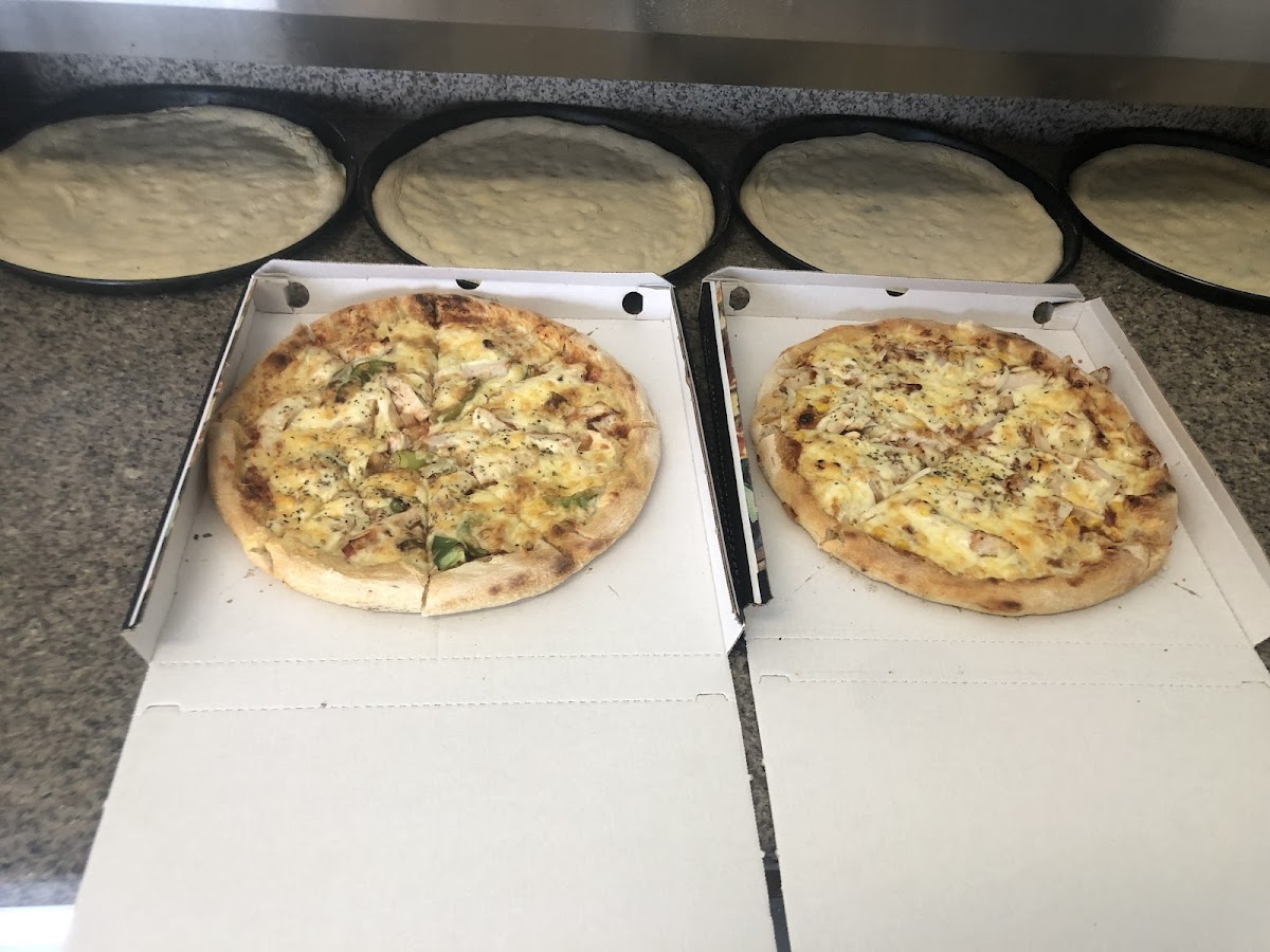 Selin Pizzeria Restaurant Photo 3