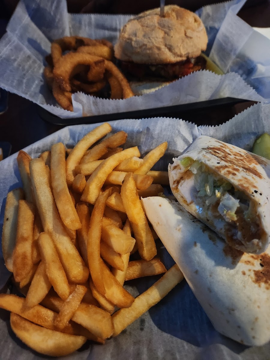 Bristol Sports Bar & Grille Photo 10