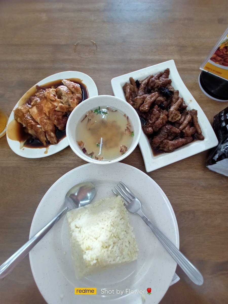 Borneo 1st Chicken Rice Inanam Photo 7