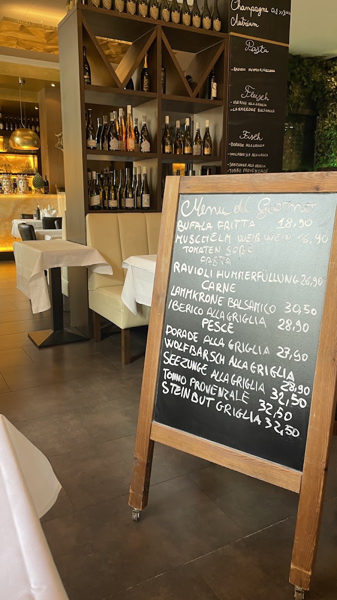 Restaurant La Piazza Photo Menu 3