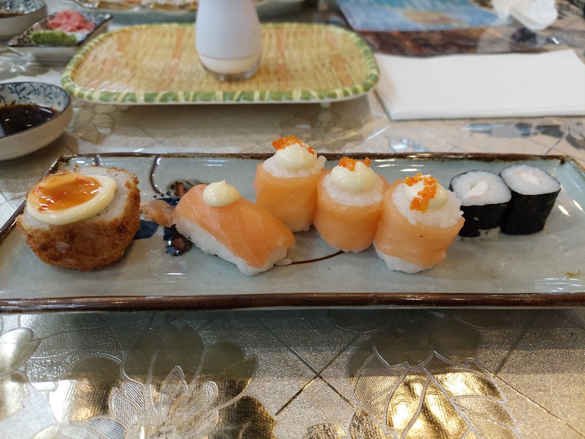 Yage Chinese Restaurant & Sushi - Centurion Mall Photo 5