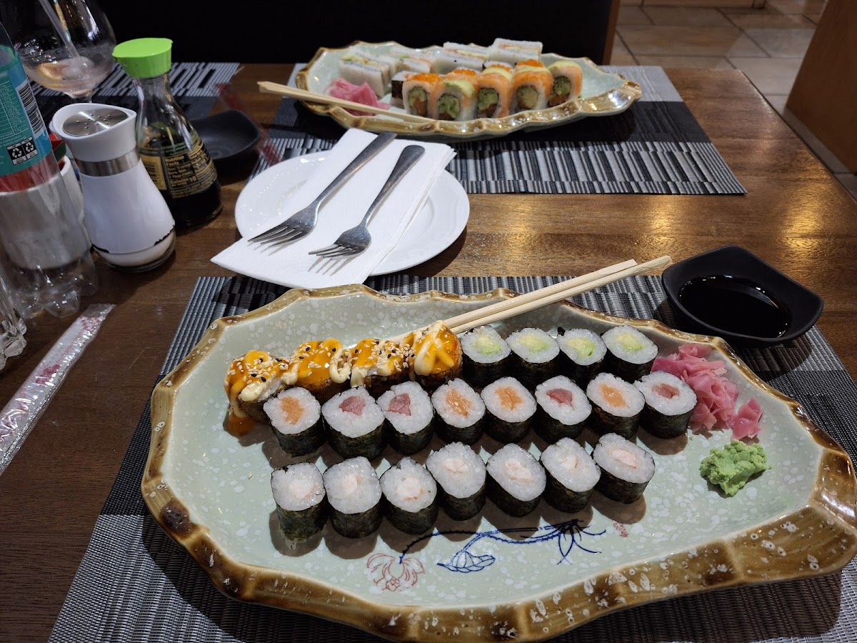 Yage Chinese Restaurant & Sushi - Centurion Mall Photo 8