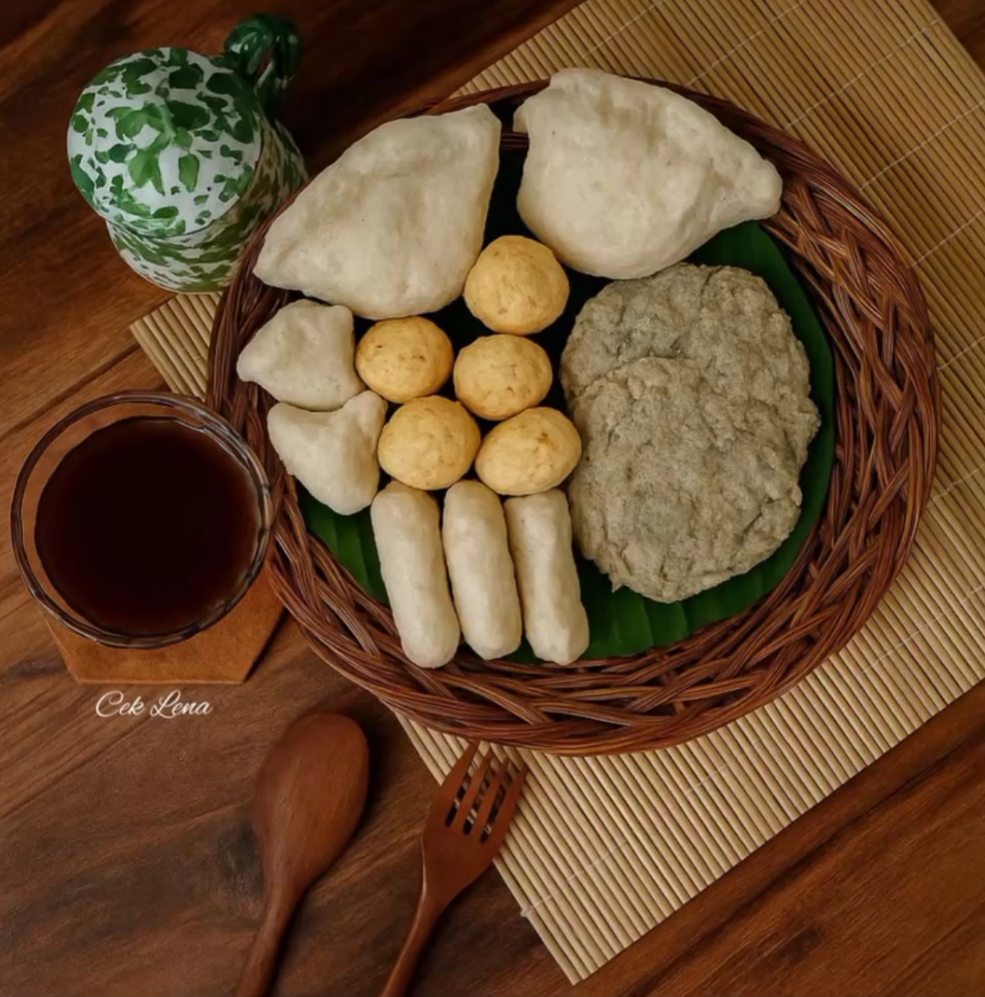 Pempek Cek Lena Tabanan