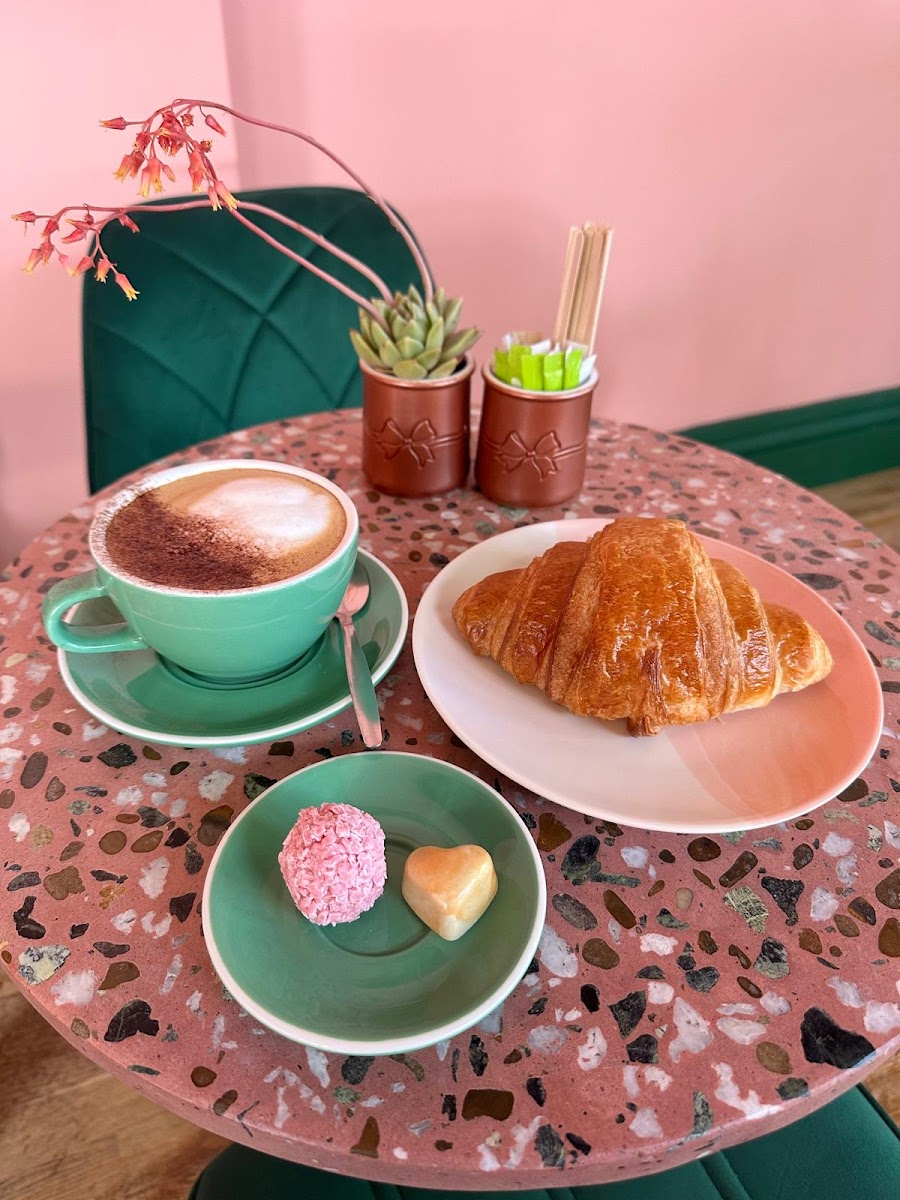 Cocoa Corner Cafe Photo 10