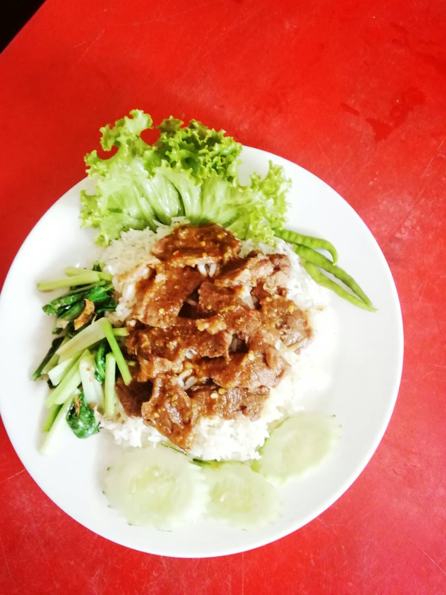 ริมรั้ว Halal food Photo 10