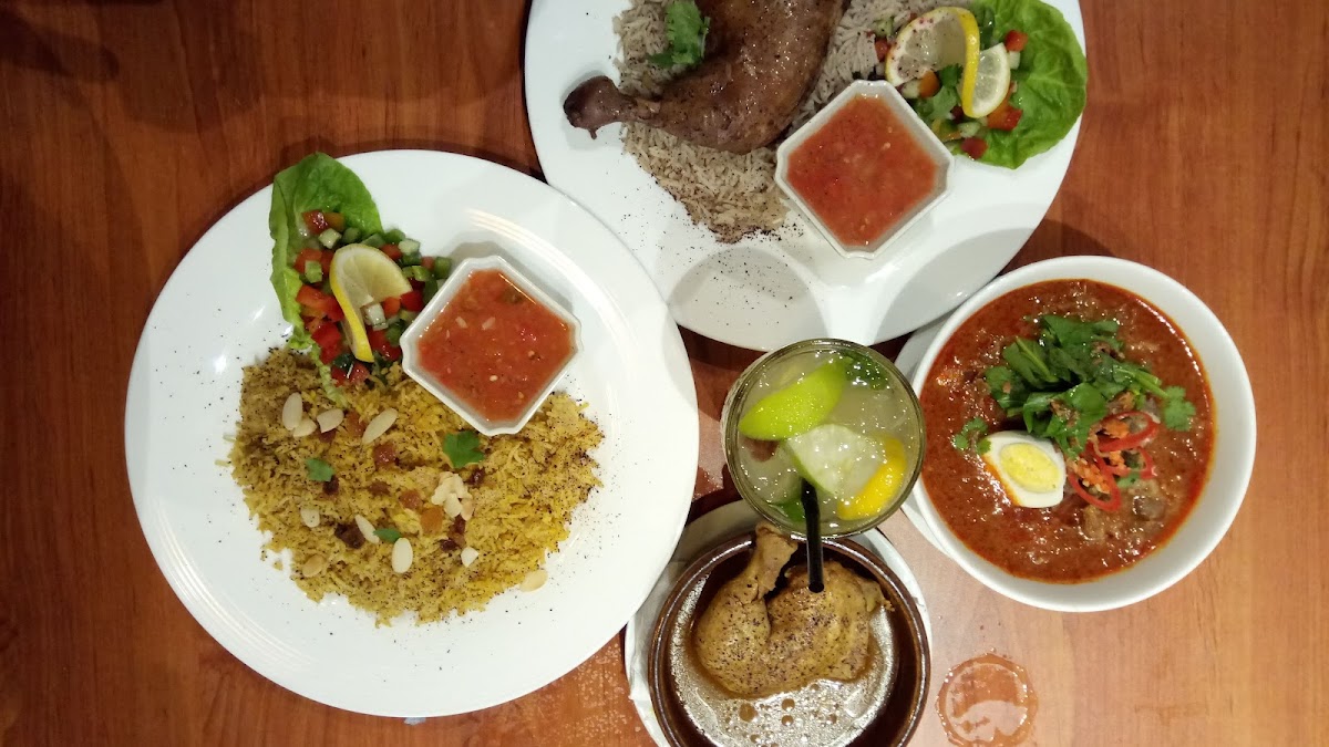 Pollo Mendi Restaurant Photo 10