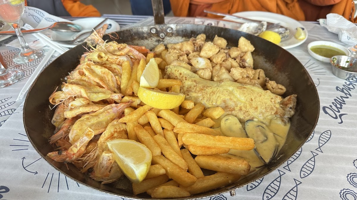 Ocean Basket Bloubergstrand Photo 4