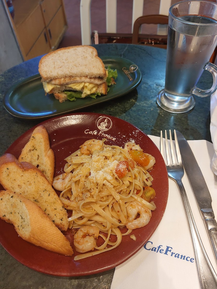 Cafe France Photo 6