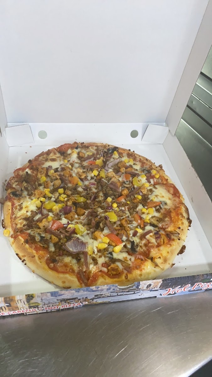 Pizza Perfect Photo 8