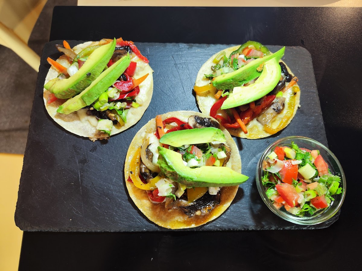 Cric&Croc Taqueria Photo 3