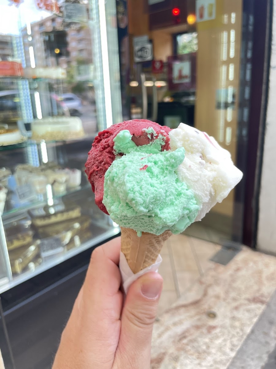 Gelateria Cucurucho Photo 6
