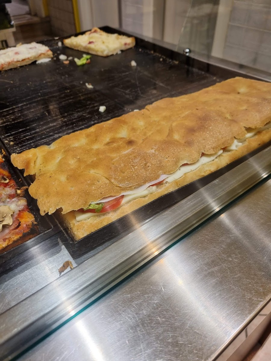 Pizzeria La Sfiziosa Prato Photo 9