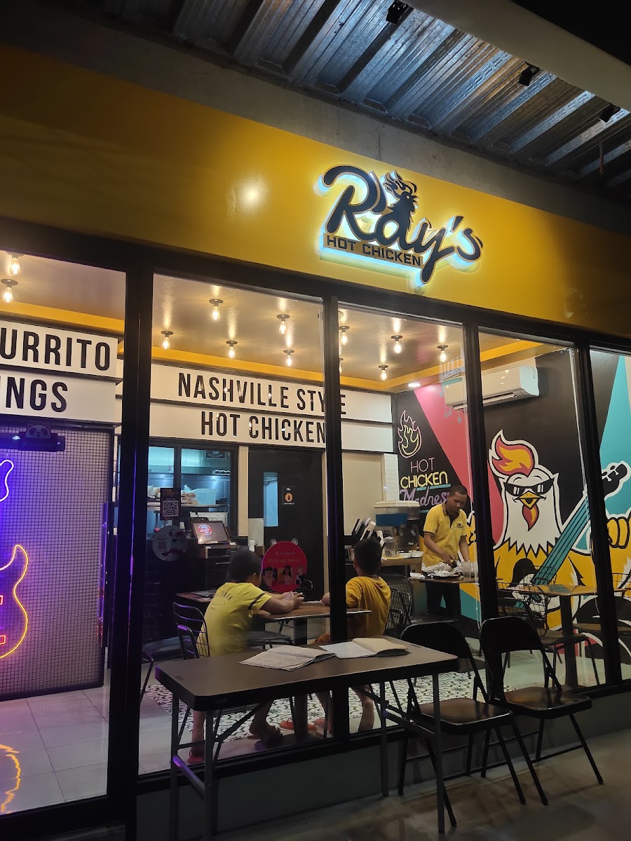 Ray's Hot Chicken - General Ave