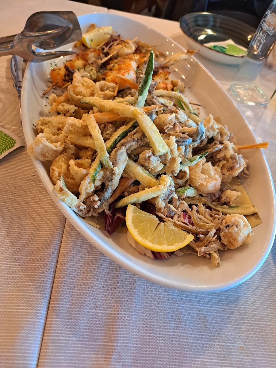 Al Caminetto Photo 8