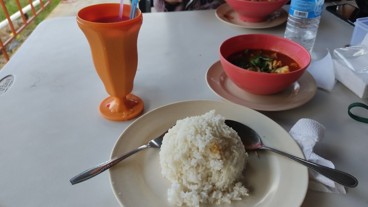 Hanis Cafe & Catering Photo 5