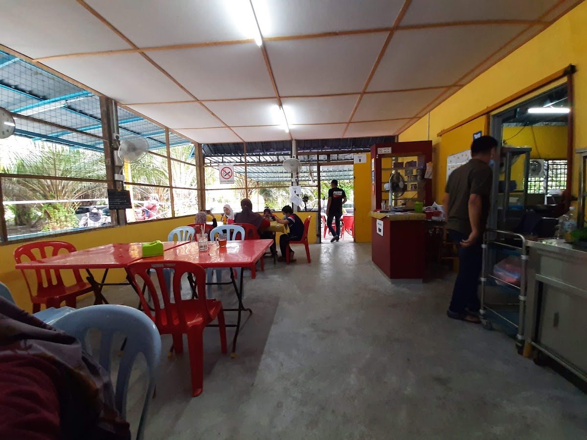 Warung Kuning Udang Selambak