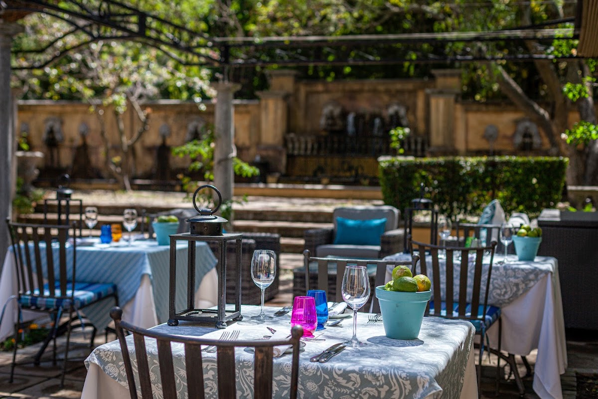 Monneaux Restaurant