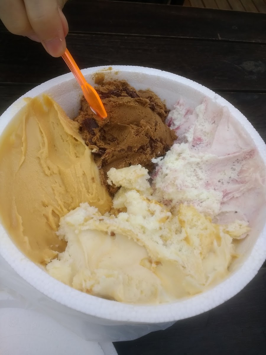 Frozz Heladería Photo 8