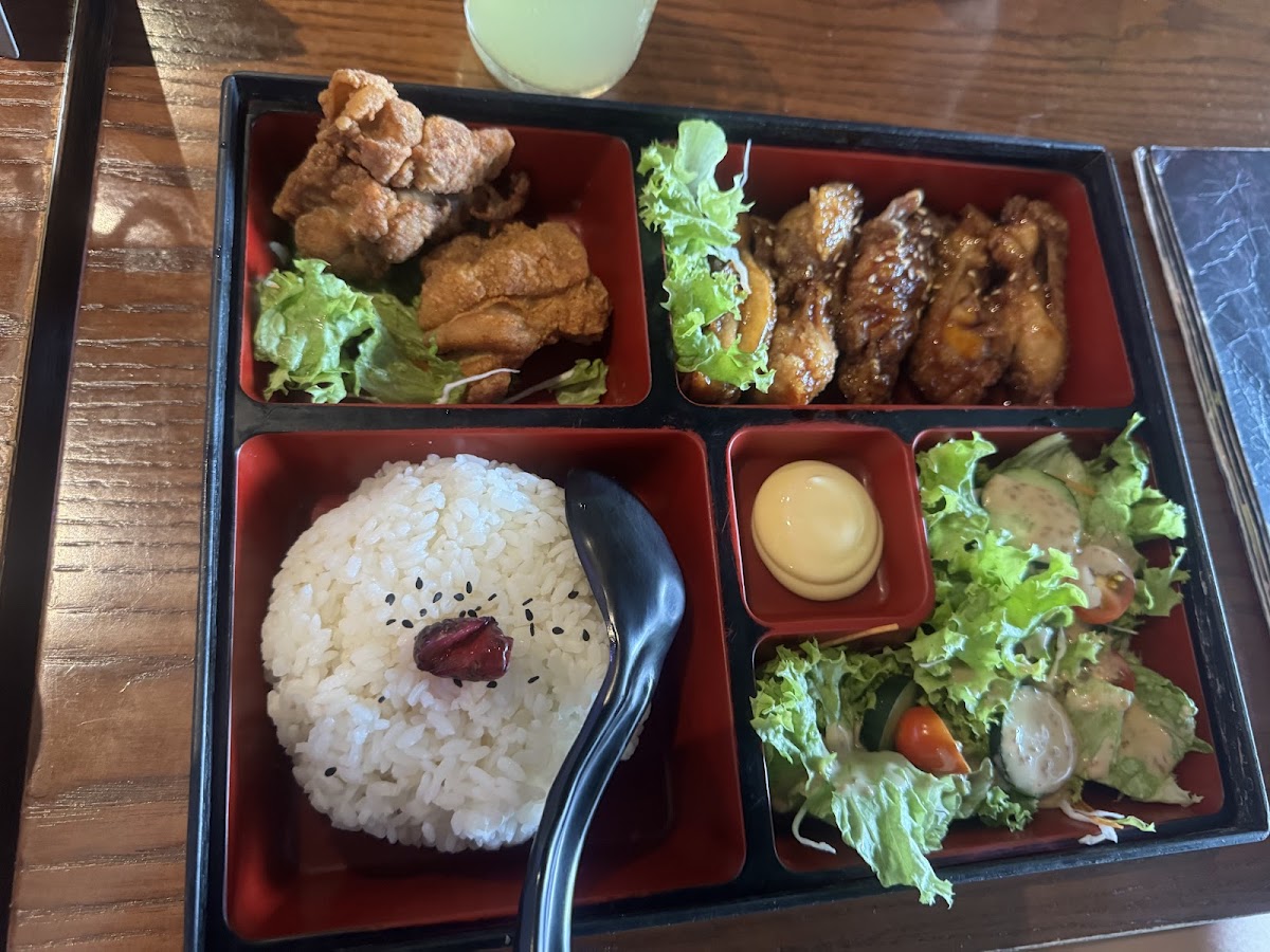 Robataya Ramen & Donburi Photo 3