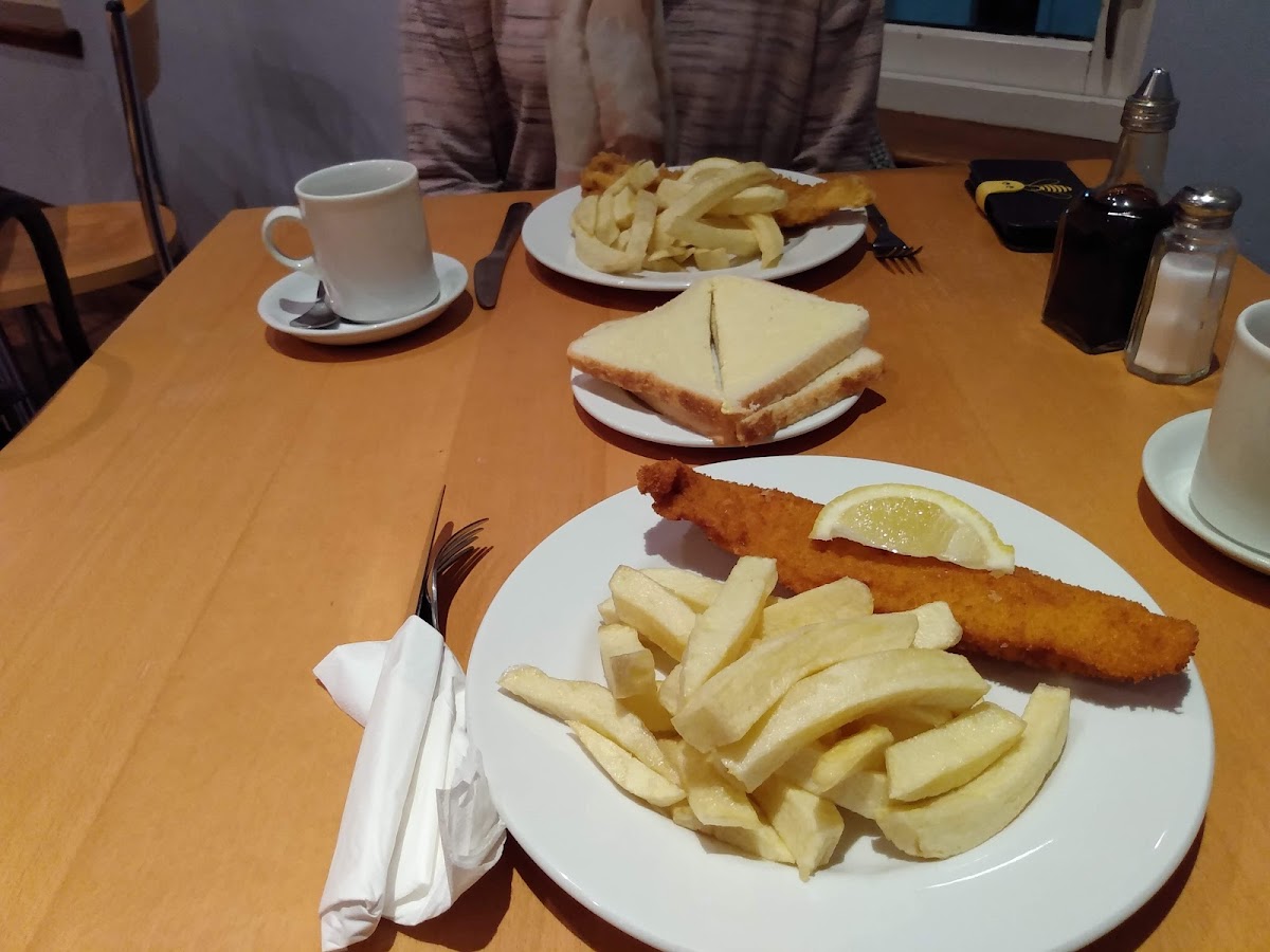Murray's Fish & Chip Shop & Restaurant Photo 10