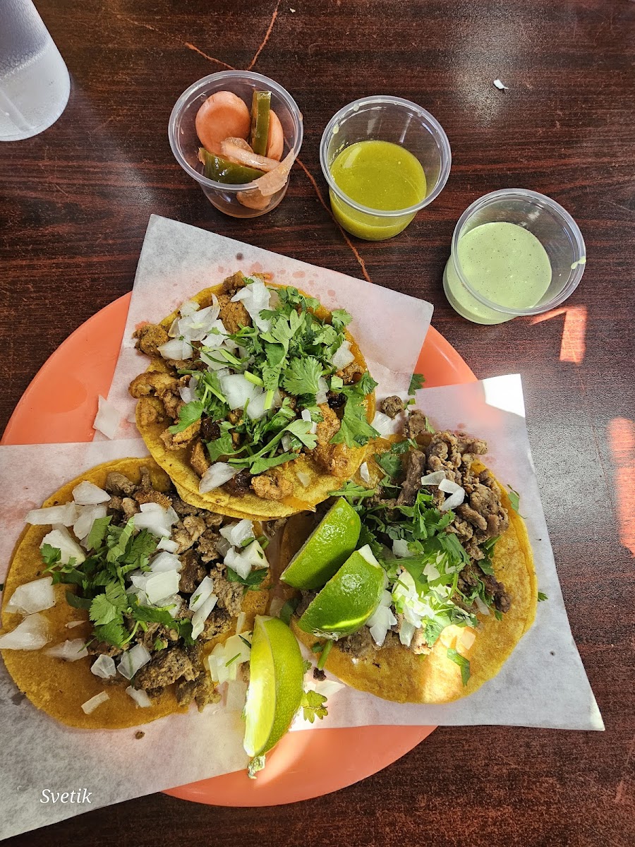 Taqueria El Torito Photo 3