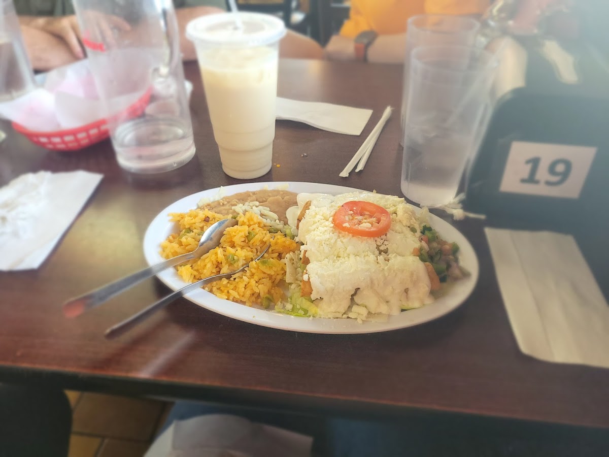 Taqueria El Torito Photo 6