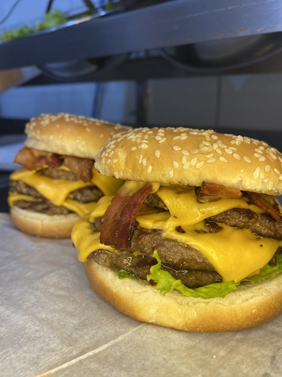 Ta Bom Burguer Photo 10