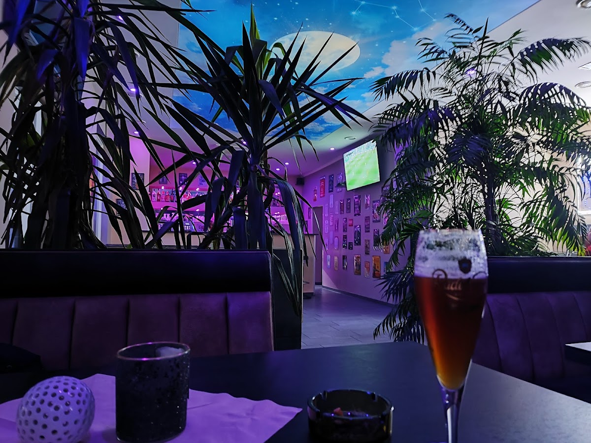N1ghts Lounge Cafè Bar Photo 2