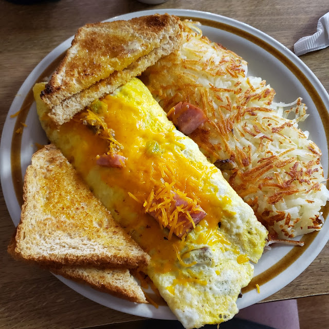 Cheese Omelette Hashbrowns & Toast