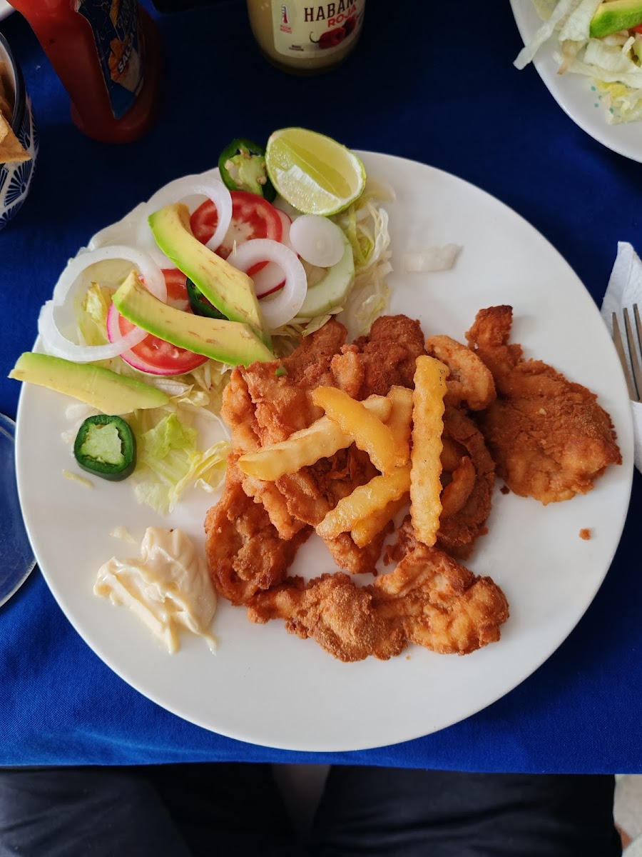 El Camaron Mariscos y cocteles Photo 3