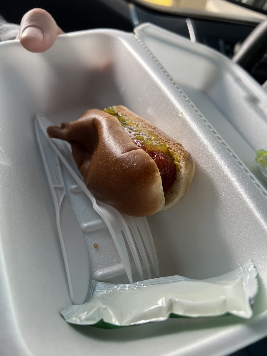 BJ's Burgers & Beverage Photo 6