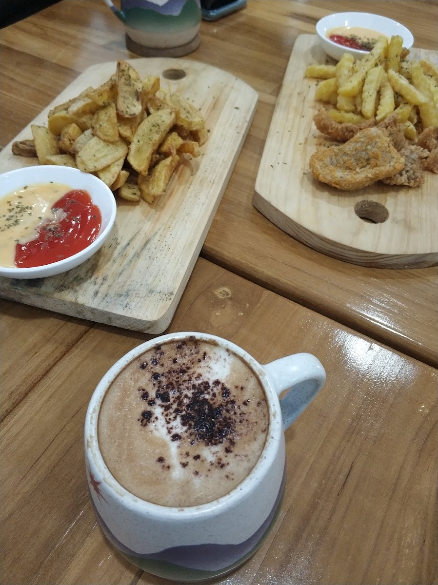 Curated Coffee Space Photo 3