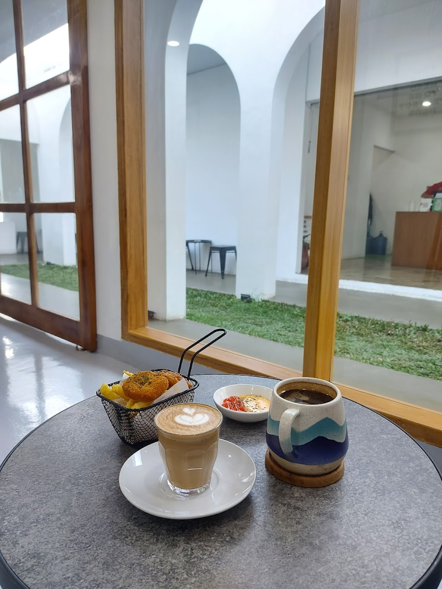 Curated Coffee Space Photo 7