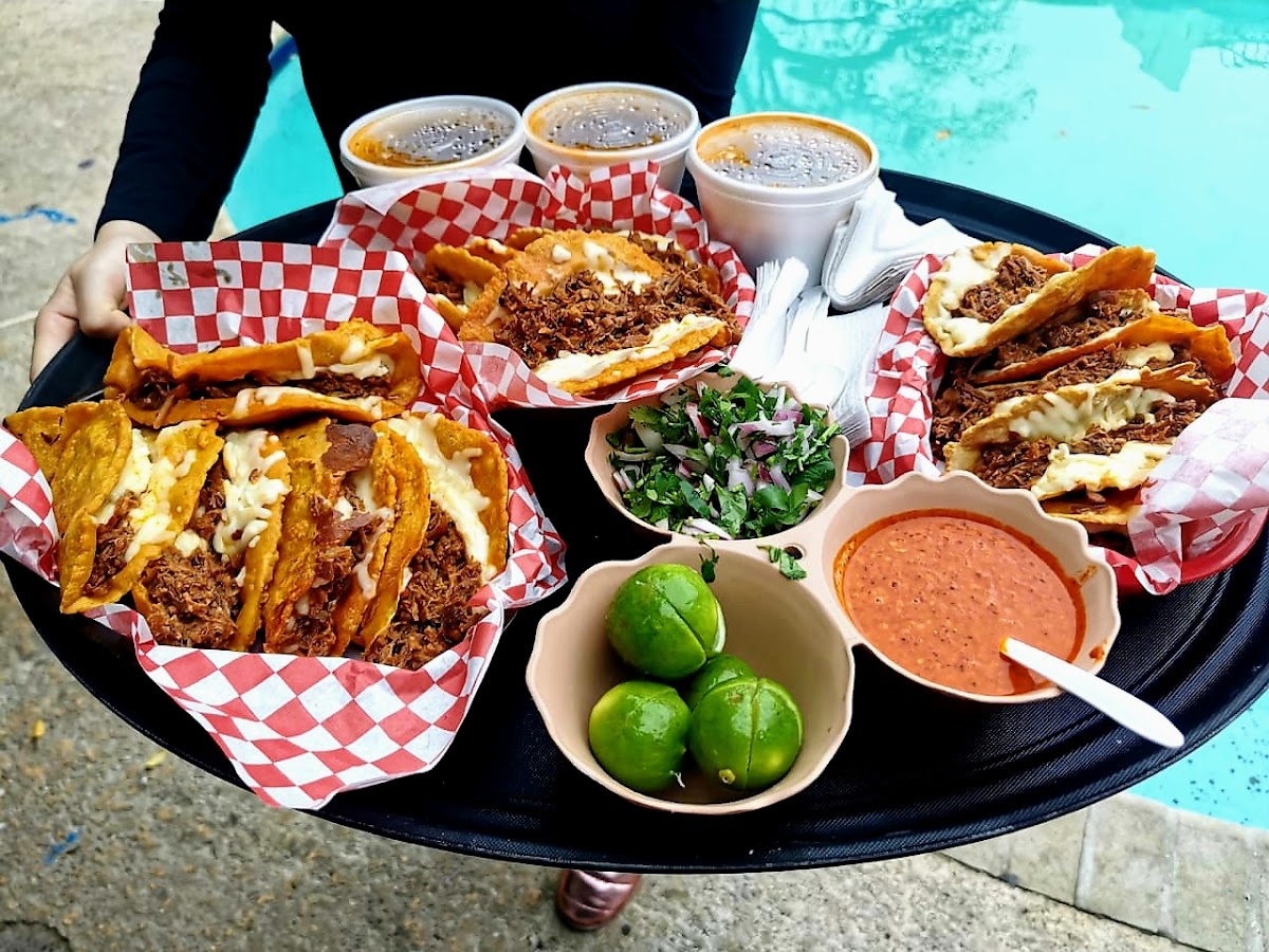 Quesabirria Los Norteños Nuevo Laredo