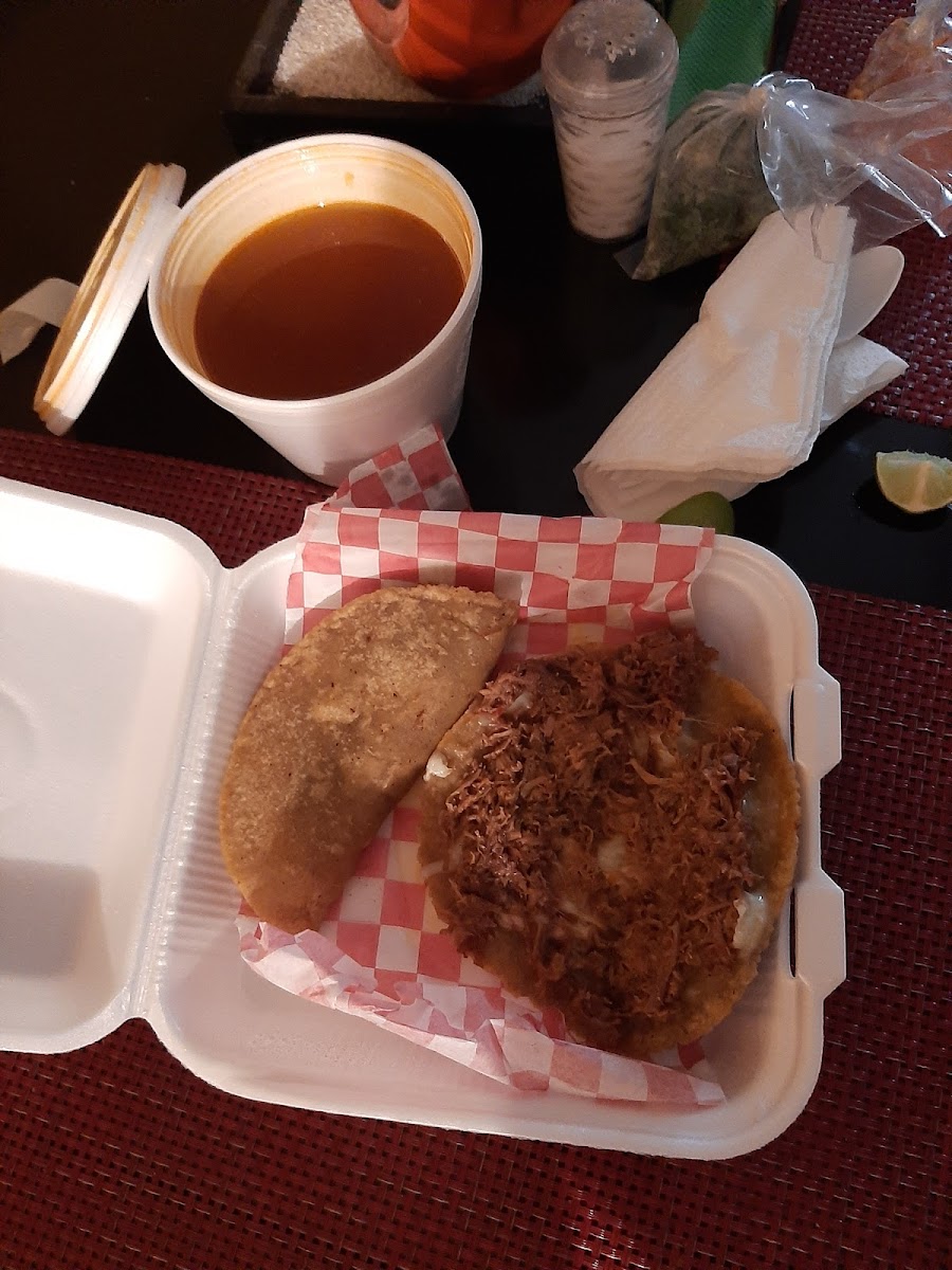 Quesabirria Los Norteños Nuevo Laredo Photo 3