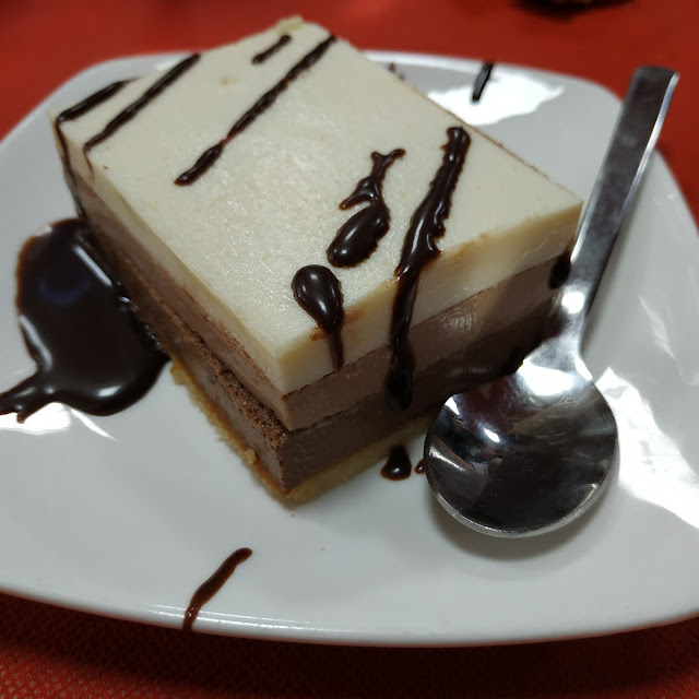 Tarta Tres Chocolates