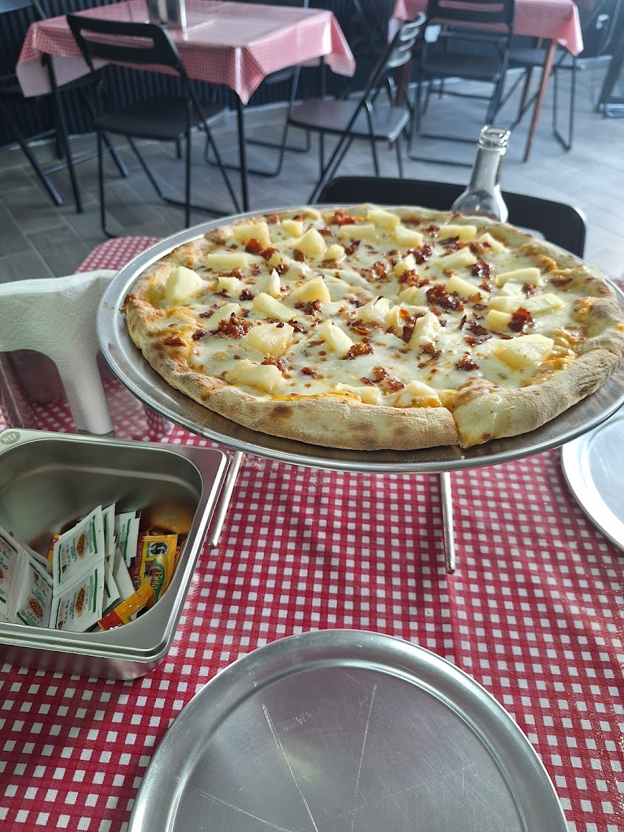 Forno Fratelli Pizzas Photo 7