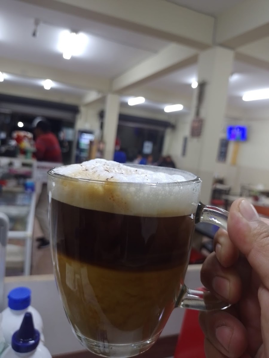 Panadería Y Cafetería San Antonio V&V Photo 2