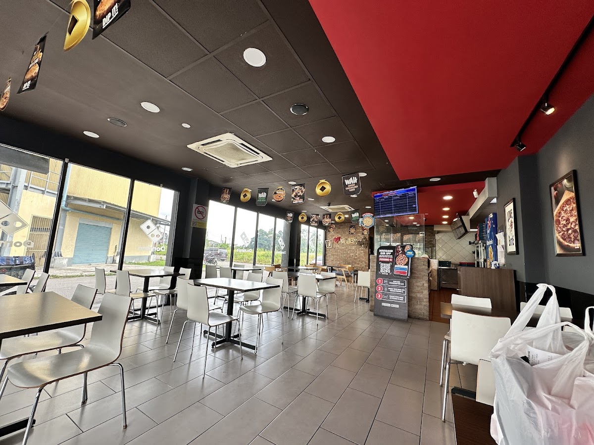 Domino's Plaza CKS Tuaran Photo 3