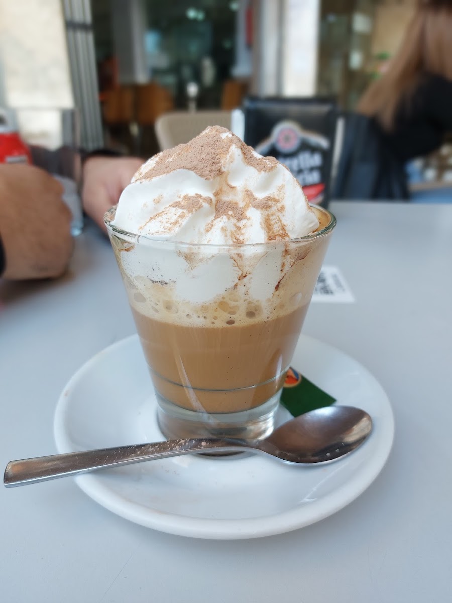 Cafetería TOPAZ. Photo 10