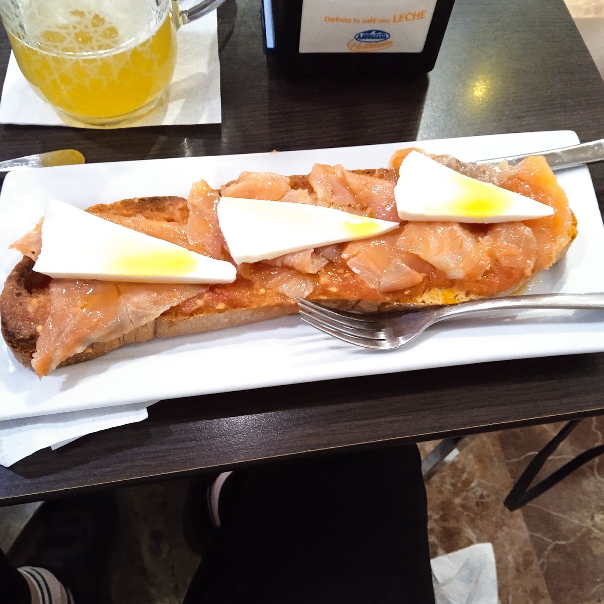 Cafetería TOPAZ. Photo 3