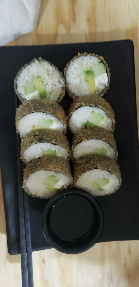 UNAGI sushi&wings Photo 6
