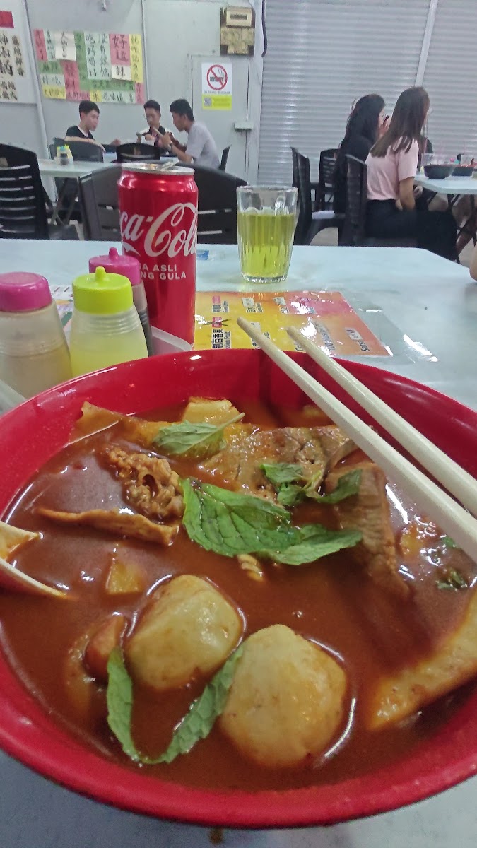 Thai Hong Tomyam Noodle Photo 2