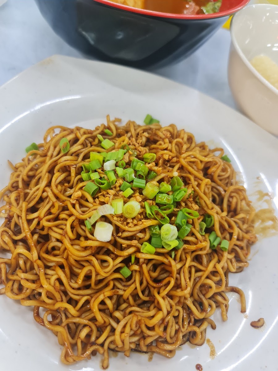 Thai Hong Tomyam Noodle Photo 6
