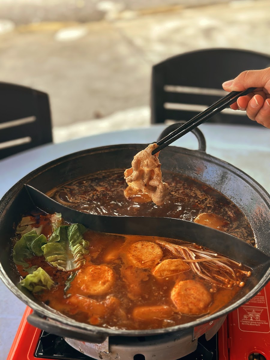 Thai Hong Tomyam Noodle Photo 7