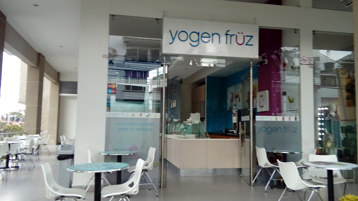 Yogen Früz